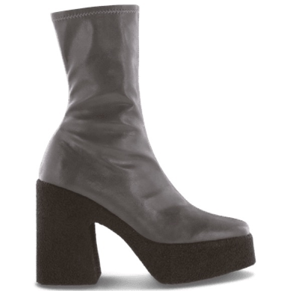 Tony Bianco Jude Muji Grey Boots, never worn - Picture 2 of 4